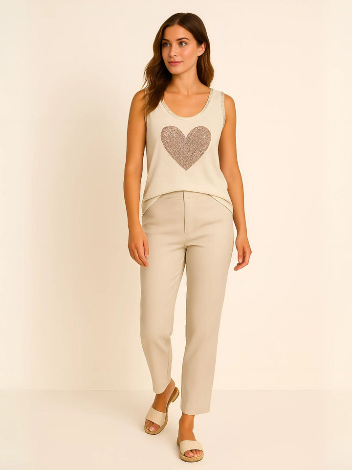 Femme portant Débardeur Ylazéa | Débardeur strass cœur chic