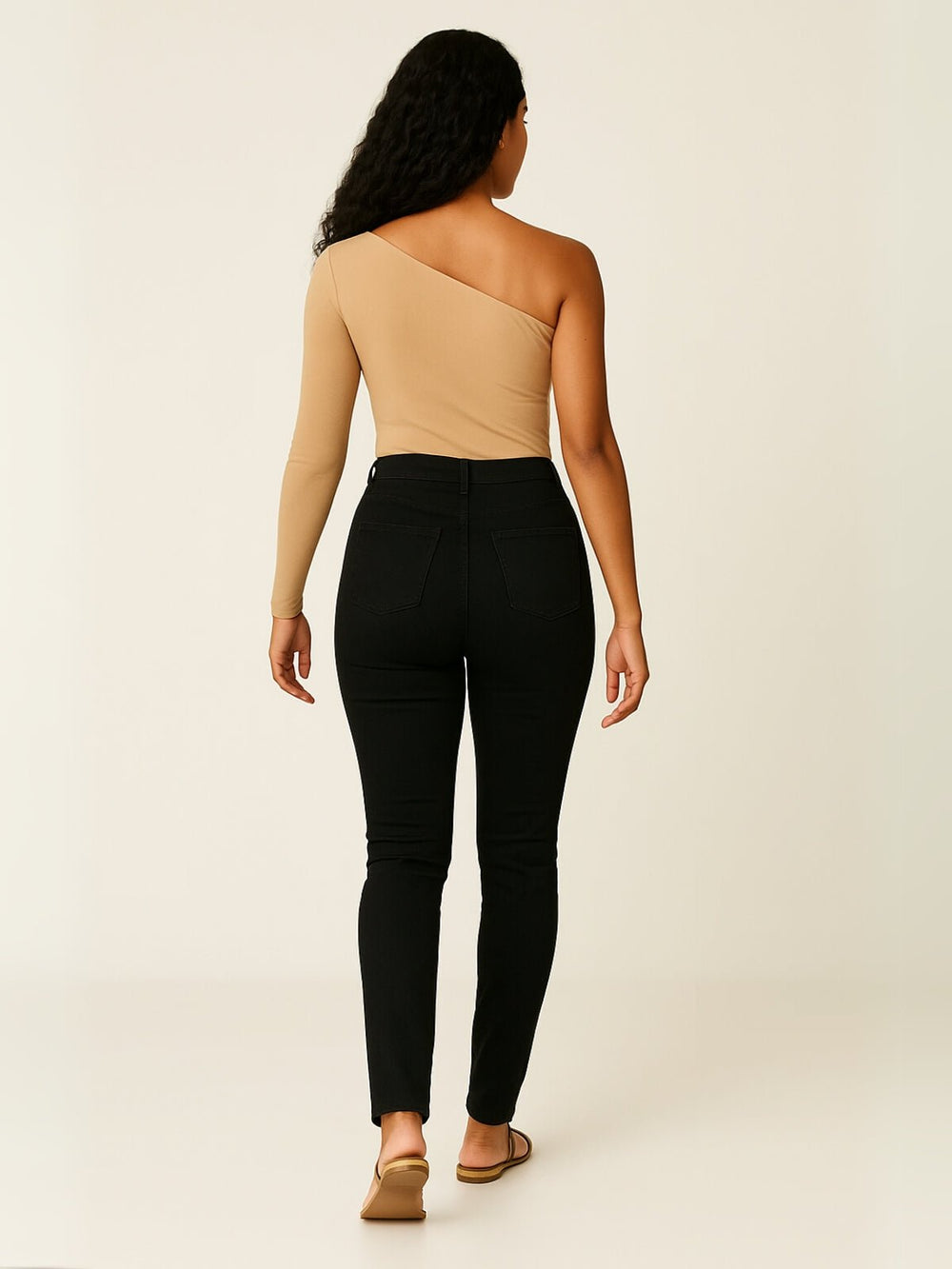Femme portant Jeans Yselda | Jean Taille Haute Sculptant