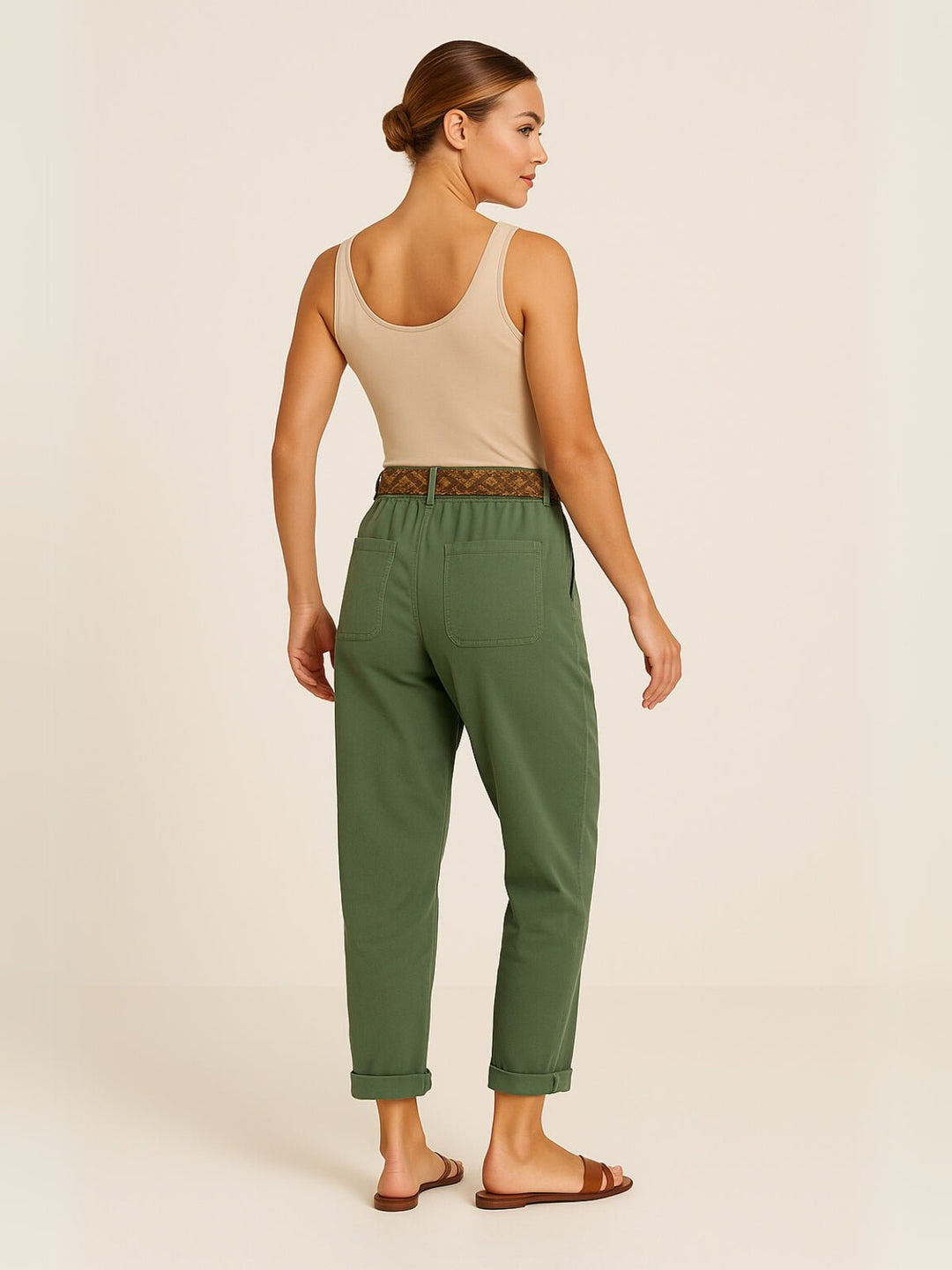Femme portant Pantalon en lin Zelina | Pantalon en lin ajusté