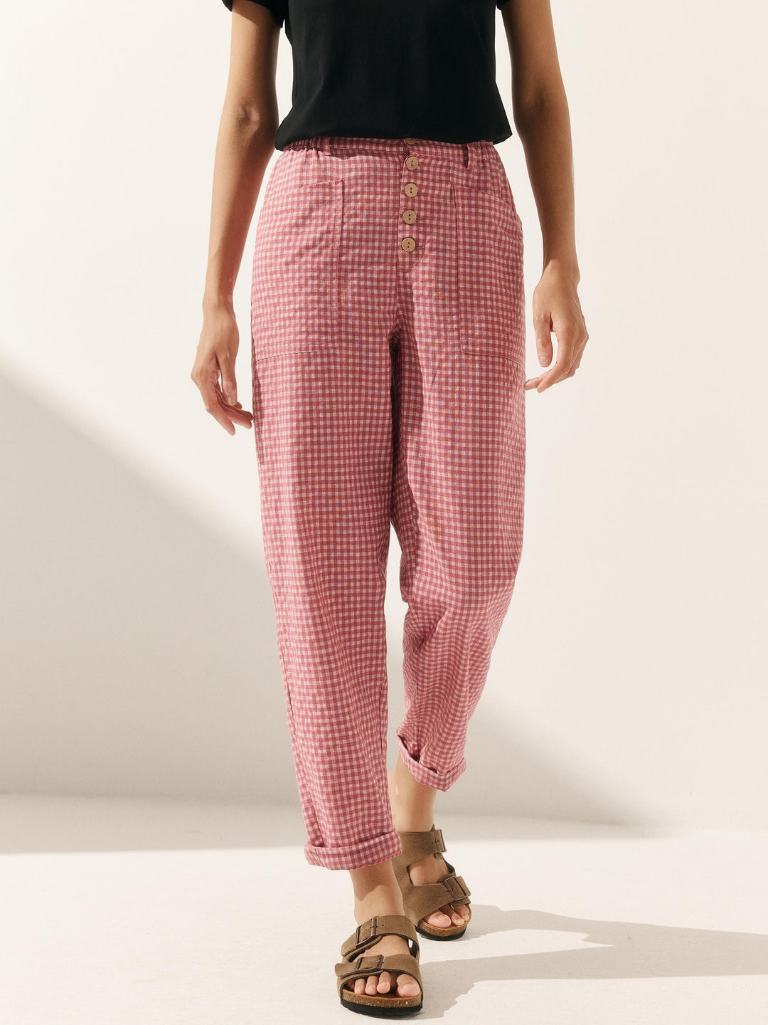 Femme portant Pantalon en lin Zelina | Pantalon en lin ajusté